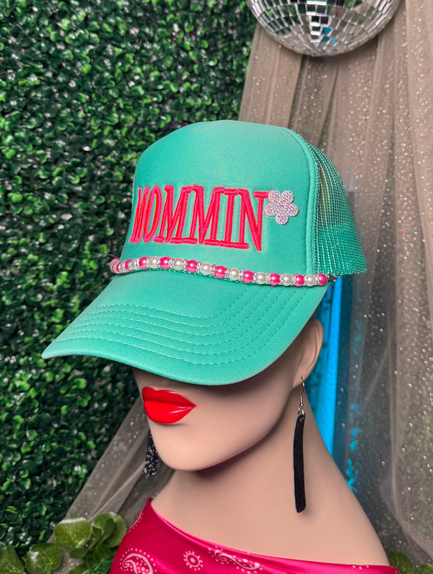Mommin (chain is not included) Trucker Hat