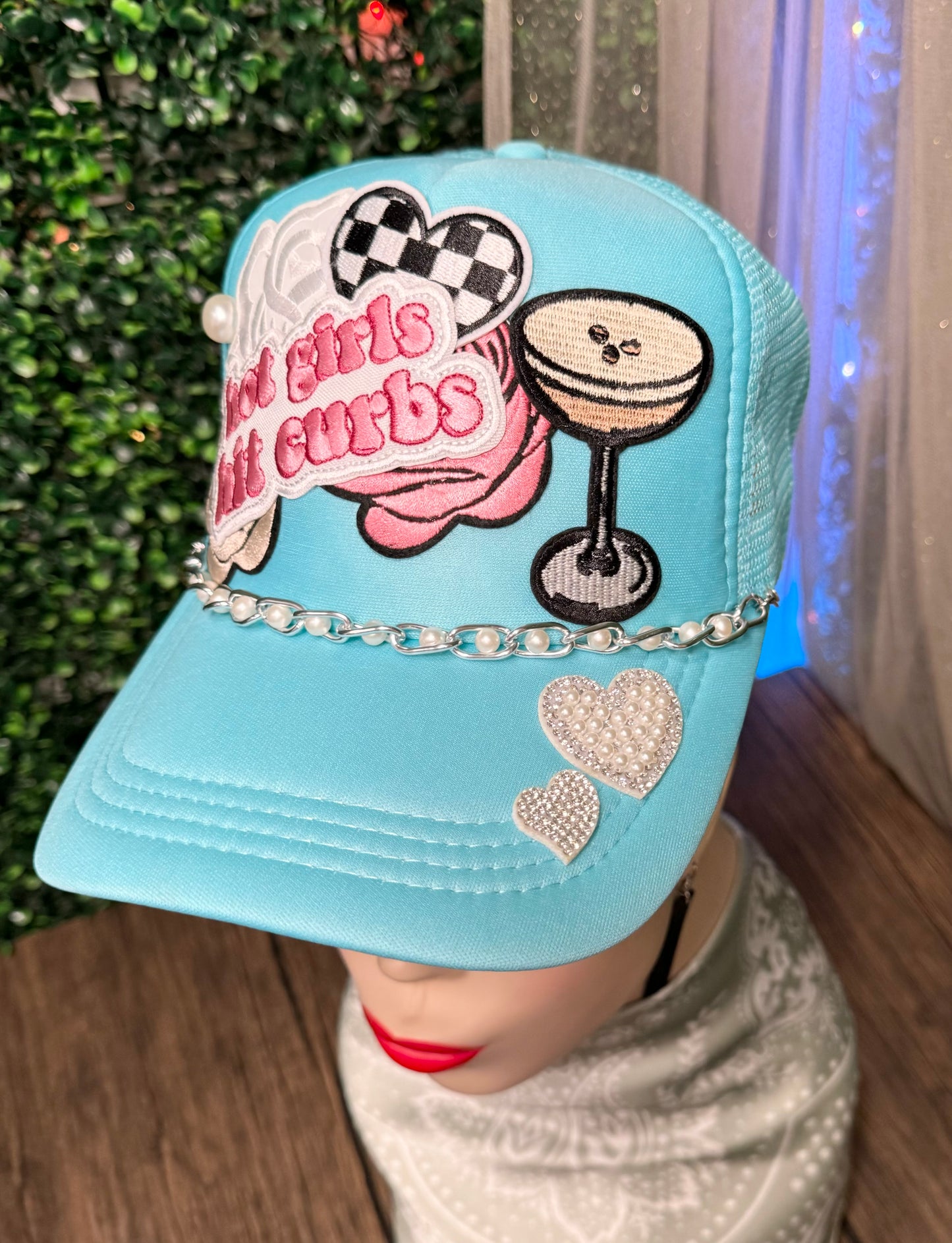 Hot girls hit curbs Trucker Hat